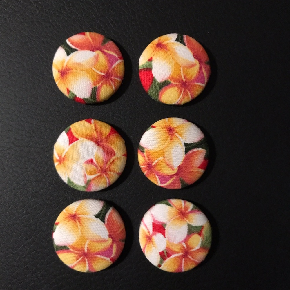 Handmade Hawaiian Print Plumeria Button Earrings